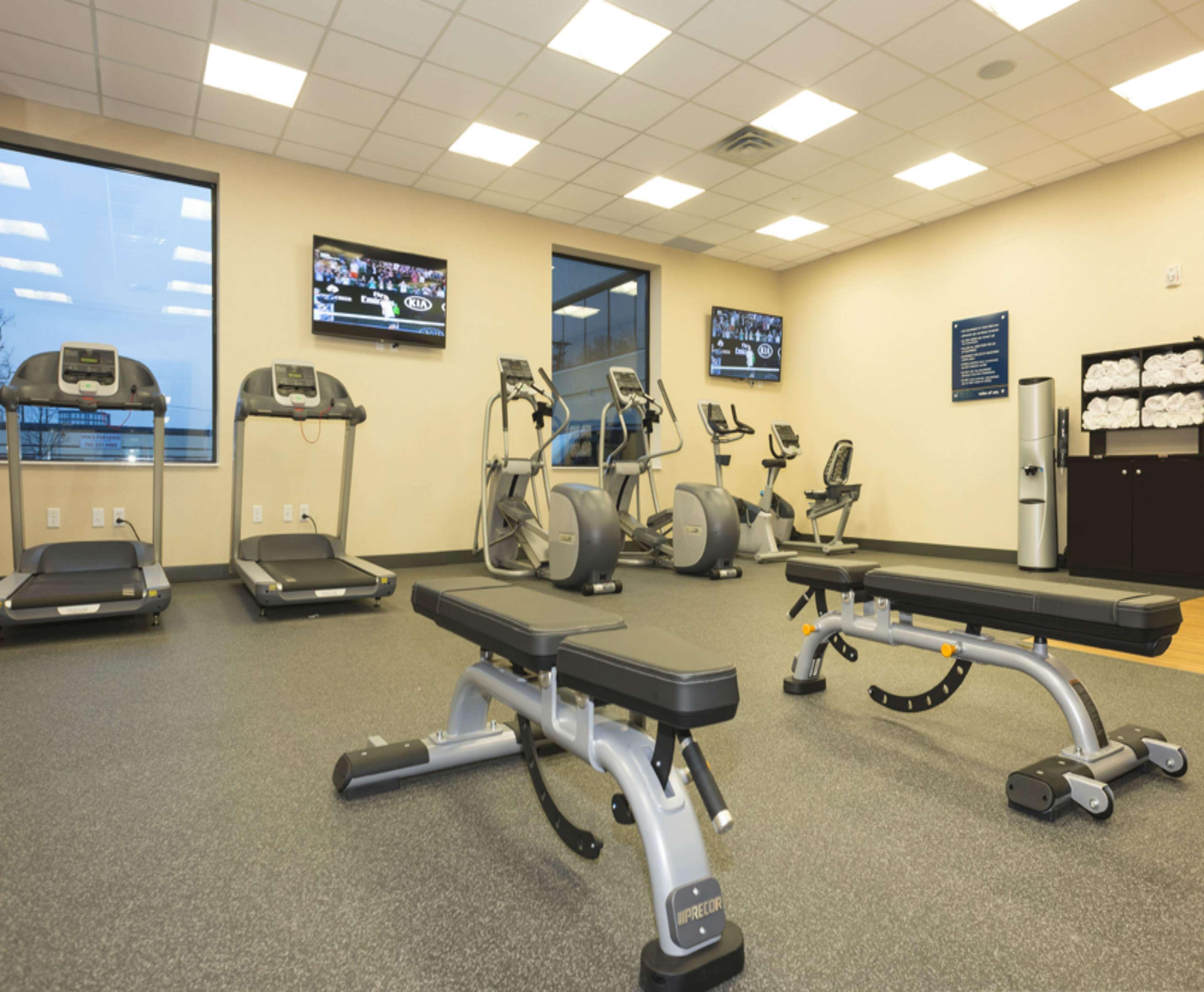 Hampton Inn And Suites Minneapolis University Area, Mn Hotel 3*
