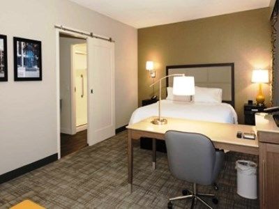 Hampton Inn And Suites Minneapolis University Area, Mn Hotel Minneapolis